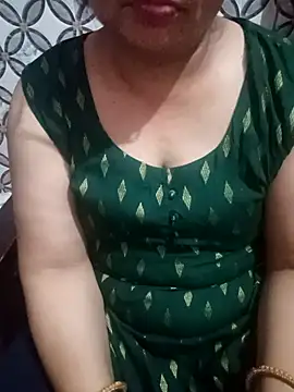Gujju bhabhi69 online show from April 25, 2026, 4:37 pm
