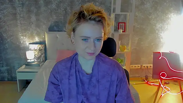 Snapshot of Shiny_Liss chatting on May 14, 2026, 1:35 am Shiny Liss online show from May 14, 2026, 1:35 am