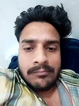 Snapshot of Decentlover67 chatting on March 24, 2026, 11:21 am Decentlover67 online show from March 24, 2026, 11:21 am