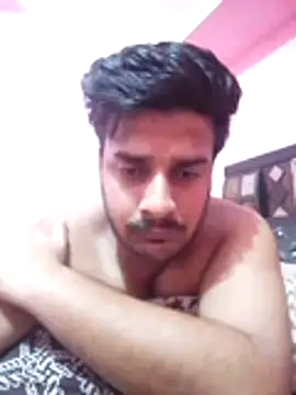 Snapshot of Decentlover67 chatting on July 3, 2026, 5:30 pm Decentlover67 online show from July 3, 2026, 5:30 pm
