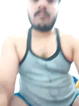 Snapshot of Decentlover67 chatting on April 9, 2026, 2:01 pm Decentlover67 online show from April 9, 2026, 2:01 pm