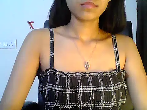 Hot Deepansi02 online show from July 4, 2026, 4:11 pm