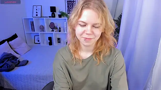ElizabethVane online show from May 21, 2026, 5:38 am