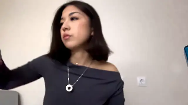 ValentCore online show from March 14, 2026, 6:58 pm