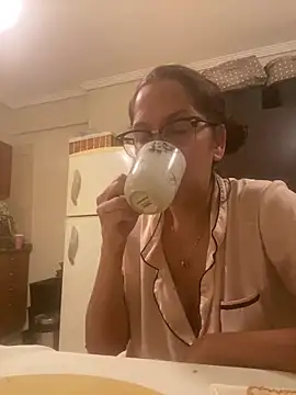 Yes 2102 online show from March 16, 2026, 1:24 am