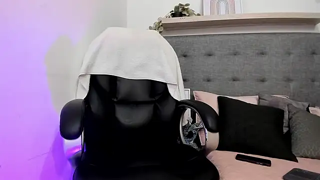 Snapshot of Andrew_restrepoo chatting on March 21, 2026, 9:14 am Andrew restrepoo online show from March 21, 2026, 9:14 am