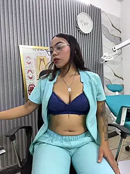 daniela-sexy online show from June 25, 2026, 3:06 pm