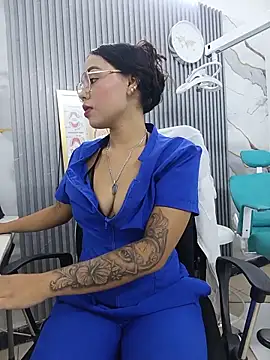 daniela-sexy online show from June 6, 2026, 2:22 pm