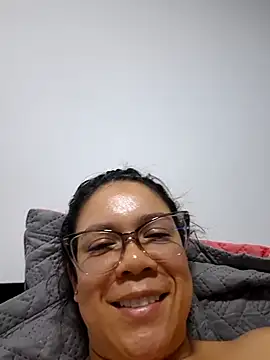 Snapshot of Aila_Phone chatting on May 15, 2026, 4:43 am Aila Phone online show from May 15, 2026, 4:43 am