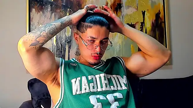 jassonxxx69  online show from April 7, 2026, 3:19 am