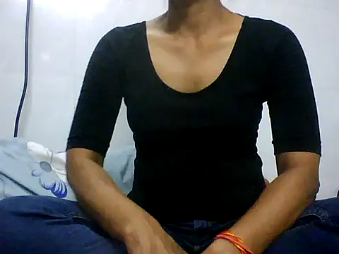 Sonam1186 online show from April 17, 2026, 7:28 pm