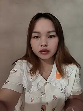 Snapshot of Mina_xYx chatting on June 29, 2026, 3:02 am Mina xYx online show from June 29, 2026, 3:02 am