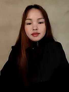 Snapshot of Mina_xYx chatting on May 9, 2026, 4:32 pm Mina xYx online show from May 9, 2026, 4:32 pm