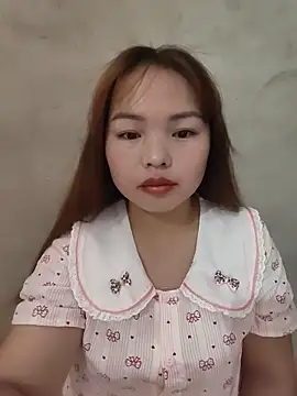 Snapshot of Mina_xYx chatting on May 27, 2026, 2:08 am Mina xYx online show from May 27, 2026, 2:08 am