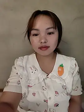 Snapshot of Mina_xYx chatting on May 16, 2026, 10:47 am Mina xYx online show from May 16, 2026, 10:47 am