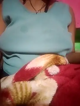 Mona ji32 online show from March 16, 2026, 7:49 pm