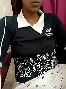 Snapshot of aushi_rajput chatting on May 4, 2026, 10:51 am aushi rajput online show from May 4, 2026, 10:51 am