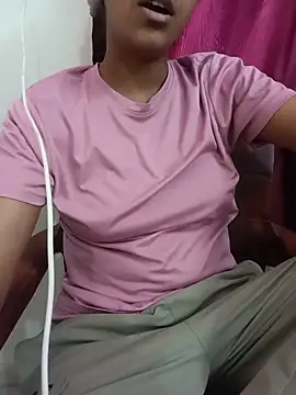 Snapshot of aushi_rajput chatting on May 20, 2026, 6:43 am aushi rajput online show from May 20, 2026, 6:43 am