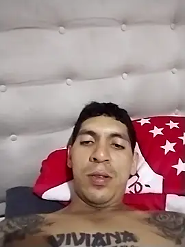 lucaspor12 online show from April 23, 2026, 5:36 am