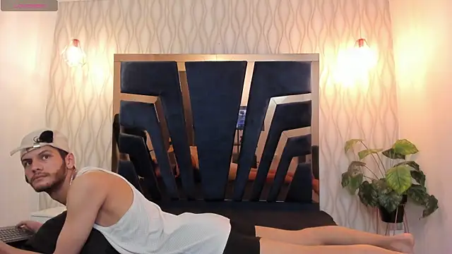 Snapshot of Chris_Green chatting on April 5, 2026, 1:18 pm Chris Green online show from April 5, 2026, 1:18 pm