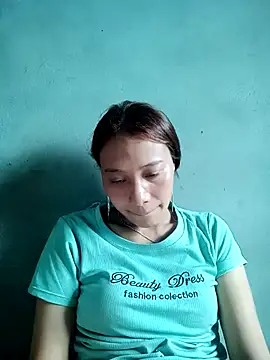 Snapshot of Leiley_98 chatting on May 28, 2026, 2:41 am Leiley 98 online show from May 28, 2026, 2:41 am