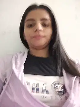 Snapshot of leidi-95- chatting on May 24, 2026, 12:10 am leidi-95- online show from May 24, 2026, 12:10 am