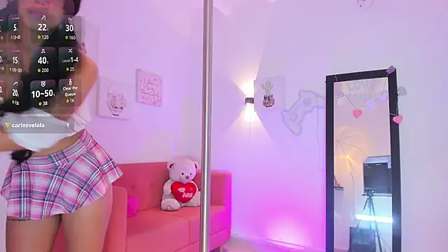 Emma Cooper Girl online show from March 19, 2026, 5:35 pm