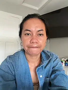 Lovely girl34 online show from March 16, 2026, 4:10 pm