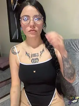 Tatii1 online show from March 20, 2026, 11:06 pm