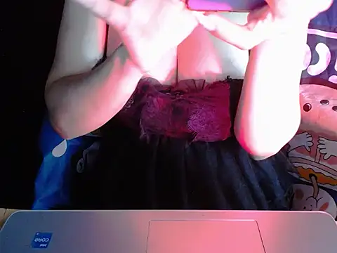 Snapshot of Enmy_24 chatting on June 24, 2026, 7:51 am Enmy 24 online show from June 24, 2026, 7:51 am
