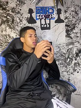 Snapshot of carlos_hot12 chatting on March 17, 2026, 2:58 am carlos hot12 online show from March 17, 2026, 2:58 am