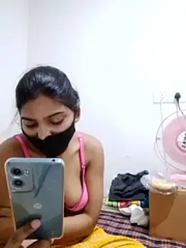 Snapshot of Jyoti_hot66 chatting on May 4, 2026, 4:49 am Jyoti hot66 online show from May 4, 2026, 4:49 am