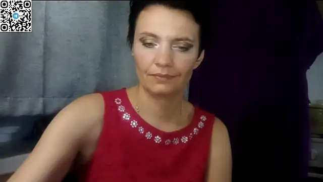 Snapshot of HotMamaQueen234 chatting on June 11, 2026, 11:13 pm HotMamaQueen234 online show from June 11, 2026, 11:13 pm