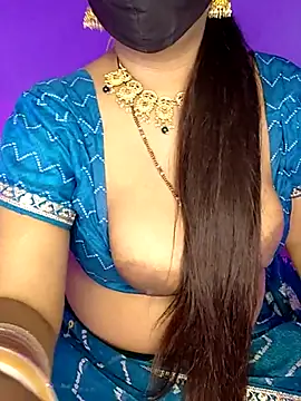 Snapshot of Miss_roohi chatting on June 5, 2026, 6:07 am Miss roohi online show from June 5, 2026, 6:07 am
