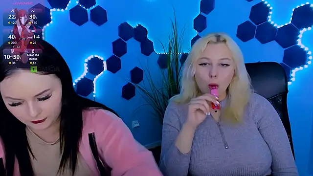 Snapshot of aria_blaze_ chatting on March 20, 2026, 10:05 am aria blaze online show from March 20, 2026, 10:05 am