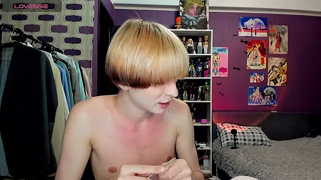 sweet peach    online show from June 28, 2026, 10:38 pm