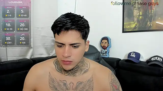 sweetlatinoboy online show from May 17, 2026, 11:32 am