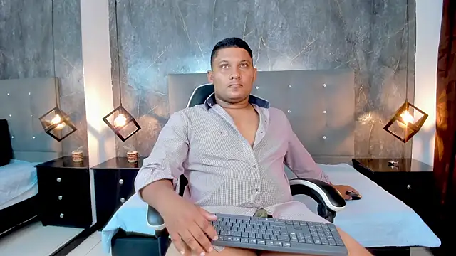 Snapshot of Liam_Carters chatting on March 25, 2026, 11:53 am Liam Carters online show from March 25, 2026, 11:53 am