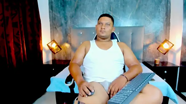 Snapshot of Liam_Carters chatting on March 27, 2026, 1:12 pm Liam Carters online show from March 27, 2026, 1:12 pm