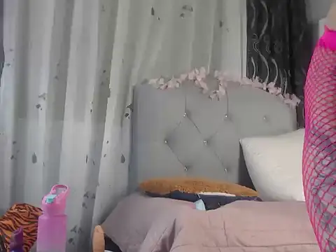 Victoria Founta1 online show from March 18, 2026, 7:04 pm