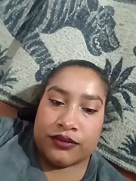 xio youns online show from March 17, 2026, 3:31 am