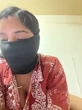 Snapshot of Surbhibaby chatting on May 8, 2026, 5:28 pm Surbhibaby online show from May 8, 2026, 5:28 pm