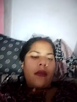 Pallavi cute online show from April 17, 2026, 9:56 am