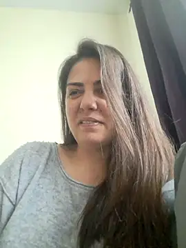 Snapshot of Arya_Malone chatting on April 22, 2026, 8:21 am Arya Malone online show from April 22, 2026, 8:21 am