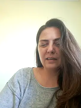 Snapshot of Arya_Malone chatting on April 16, 2026, 11:22 am Arya Malone online show from April 16, 2026, 11:22 am