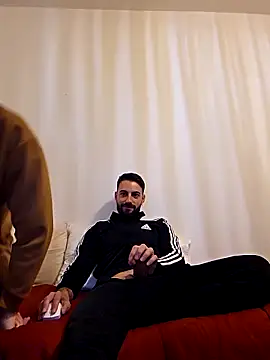 AmicisegretiITA online show from March 23, 2026, 6:35 am