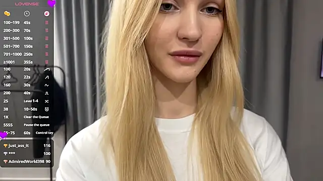 Snapshot of MelissaEvenns chatting on May 31, 2026, 6:20 pm MelissaEvenns online show from May 31, 2026, 6:20 pm
