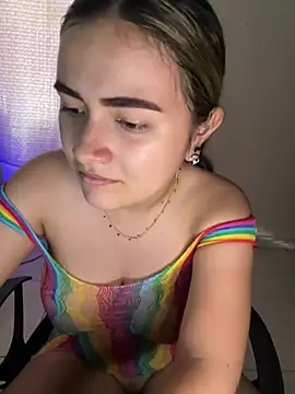 Snapshot of Mia_seduccion chatting on May 2, 2026, 7:19 pm Mia seduccion online show from May 2, 2026, 7:19 pm