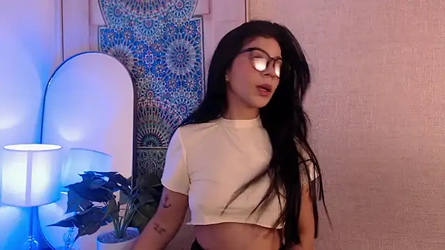 Snapshot of Ammyrah__ chatting on March 19, 2026, 11:43 am Ammyrah online show from March 19, 2026, 11:43 am