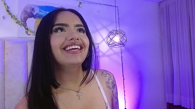 Snapshot of sweetbloomcs chatting on May 15, 2026, 8:40 pm sweetbloomcs online show from May 15, 2026, 8:40 pm